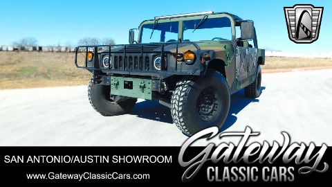 2002 AM General M1123 image 1