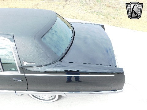 1996 Cadillac Fleetwood image 33