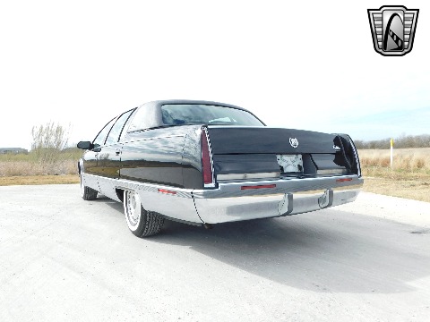 1996 Cadillac Fleetwood image 60