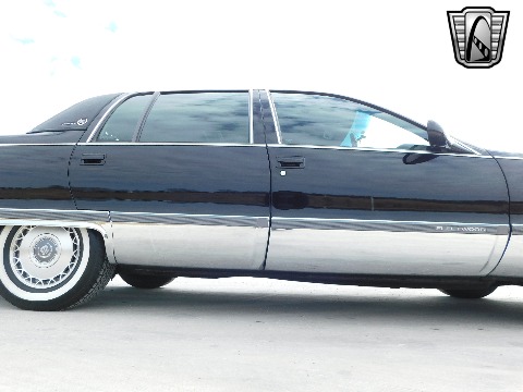1996 Cadillac Fleetwood image 44