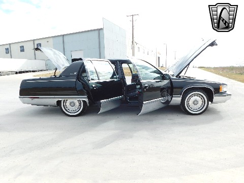 1996 Cadillac Fleetwood image 71