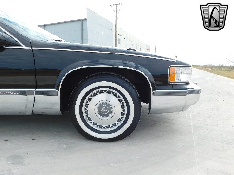 1996 Cadillac Fleetwood image 46