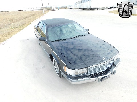 1996 Cadillac Fleetwood image 21