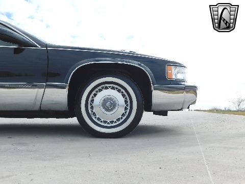 1996 Cadillac Fleetwood image 47