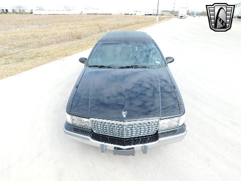 1996 Cadillac Fleetwood image 24