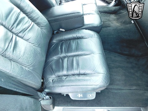 1996 Cadillac Fleetwood image 129