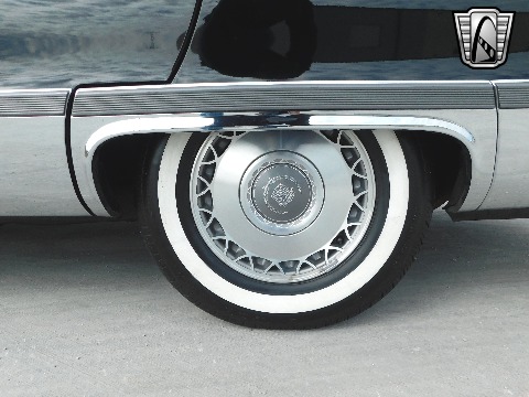 1996 Cadillac Fleetwood image 52