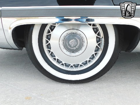 1996 Cadillac Fleetwood image 53