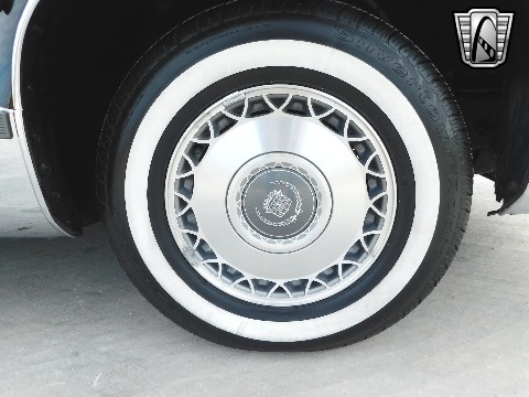 1996 Cadillac Fleetwood image 54