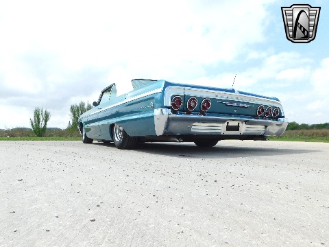 1964 Chevrolet Impala image 11