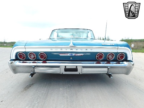 1964 Chevrolet Impala image 37