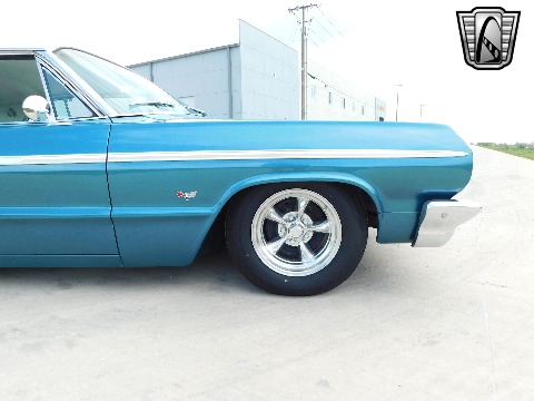 1964 Chevrolet Impala image 46