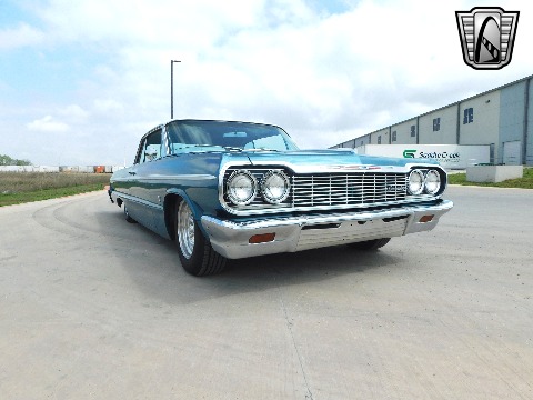 1964 Chevrolet Impala image 22