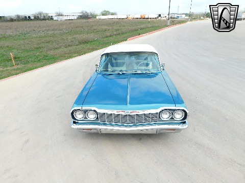 1964 Chevrolet Impala image 24