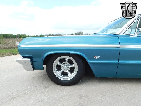 1964 Chevrolet Impala image 28