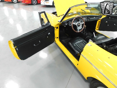 1964 MG MGB image 85