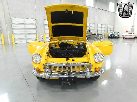 1964 MG MGB image 60