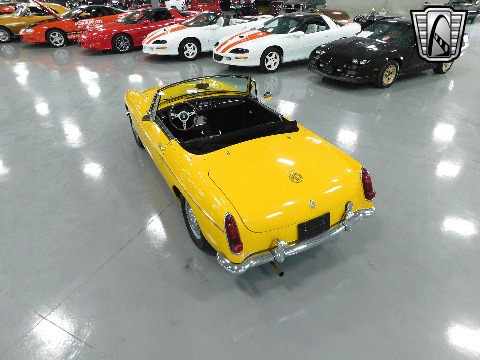 1964 MG MGB image 9