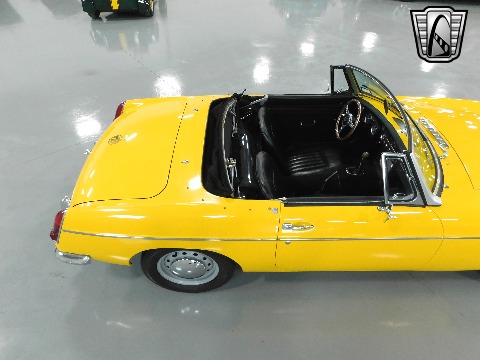 1964 MG MGB image 36