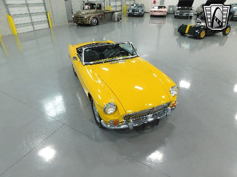 1964 MG MGB image 21