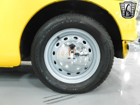 1964 MG MGB image 48