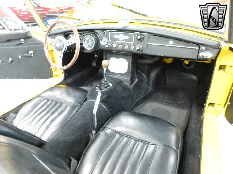 1964 MG MGB image 101