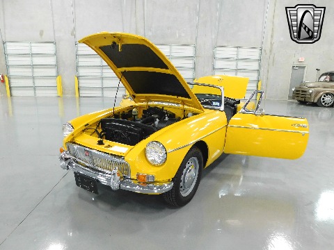 1964 MG MGB image 53