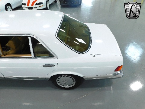 1987 Mercedes-Benz 560SEL image 33