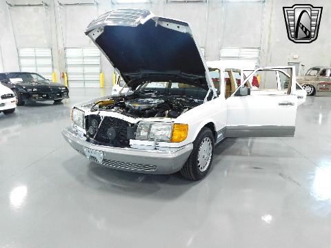 1987 Mercedes-Benz 560SEL image 59
