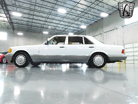 1987 Mercedes-Benz 560SEL image 8