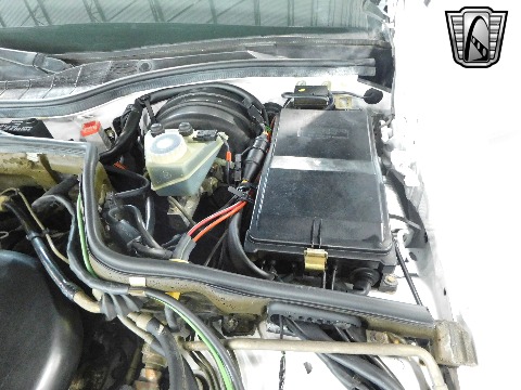 1987 Mercedes-Benz 560SEL image 88