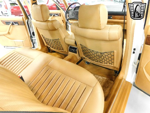 1987 Mercedes-Benz 560SEL image 115
