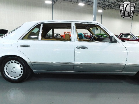 1987 Mercedes-Benz 560SEL image 43