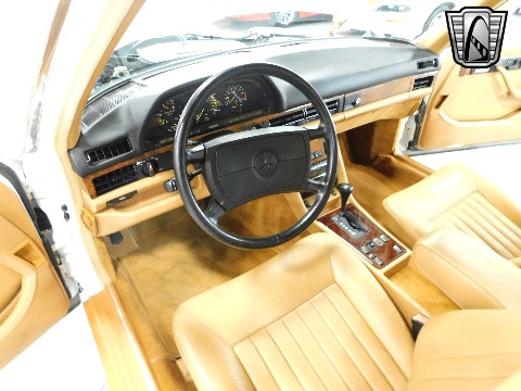 1987 Mercedes-Benz 560SEL image 96