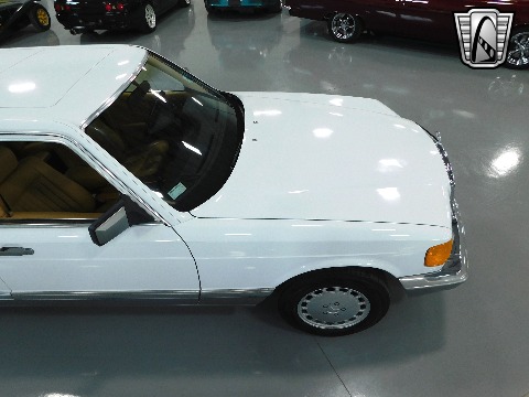 1987 Mercedes-Benz 560SEL image 45