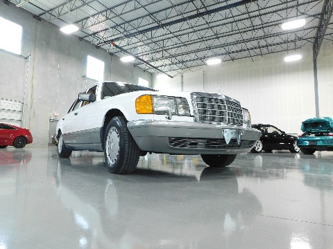 1987 Mercedes-Benz 560SEL image 23