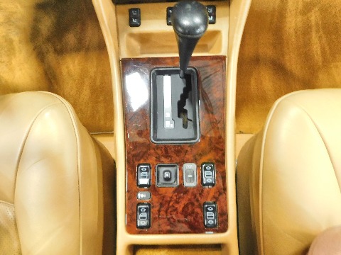 1987 Mercedes-Benz 560SEL image 104