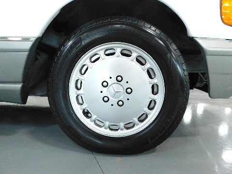 1987 Mercedes-Benz 560SEL image 54