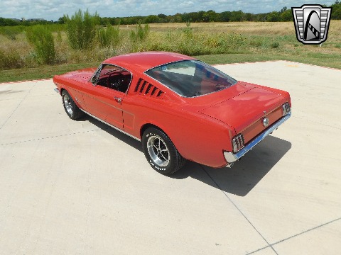 1965 Ford Mustang image 9