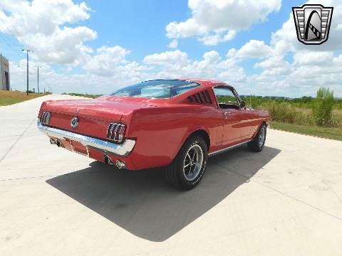 1965 Ford Mustang image 16