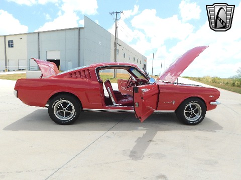 1965 Ford Mustang image 69