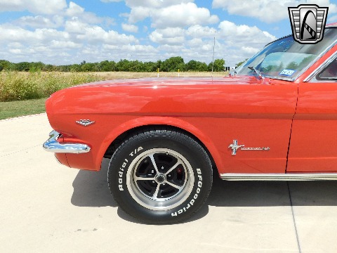 1965 Ford Mustang image 28