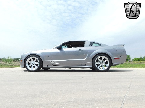 2006 Ford Mustang image 8