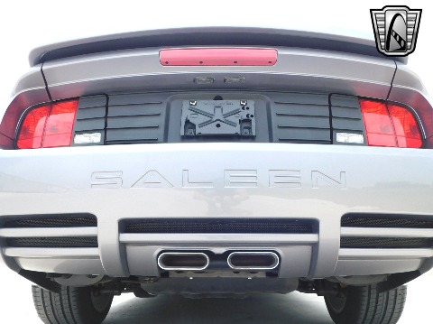 2006 Ford Mustang image 38