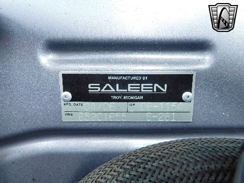 2006 Ford Mustang image 90