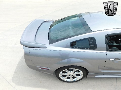 2006 Ford Mustang image 39