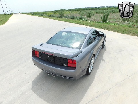 2006 Ford Mustang image 15