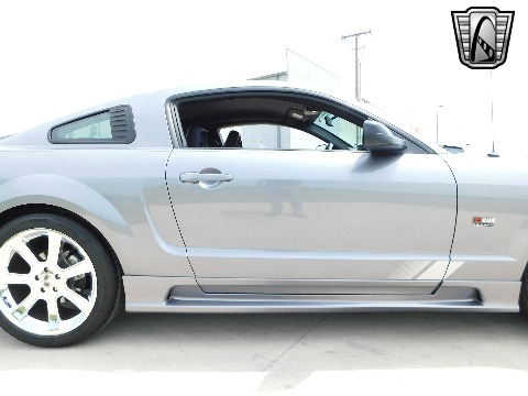2006 Ford Mustang image 43