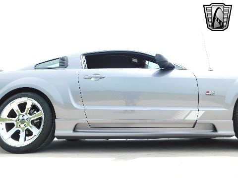 2006 Ford Mustang image 44