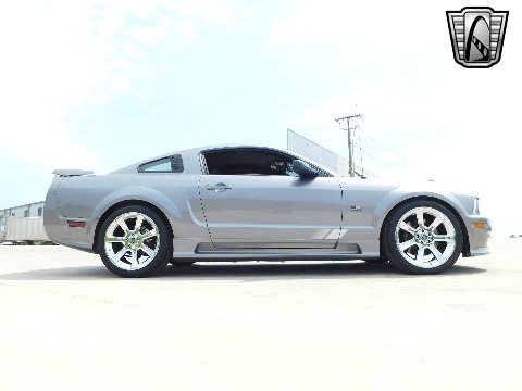 2006 Ford Mustang image 20